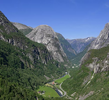 The Naeroy Valley, view from Stalheim. By Svein Ulvund.